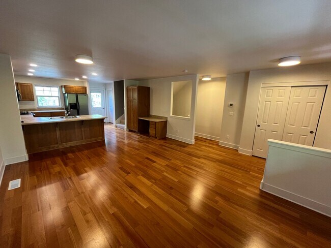 Foto del edificio - Beautiful 2 Bed/2.5 Bath Townhome on Bend'...