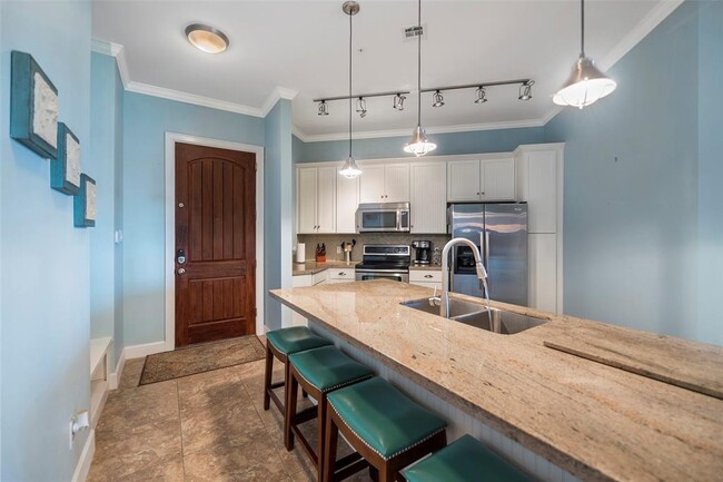 Foto del edificio - 17040 W Farm To Market 1097