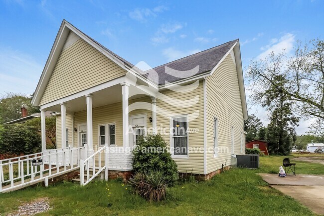 Foto del edificio - 424#424 West Railroad Avenue, 29006; #702435 - 702435