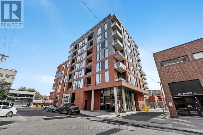 Building Photo - 10 James St