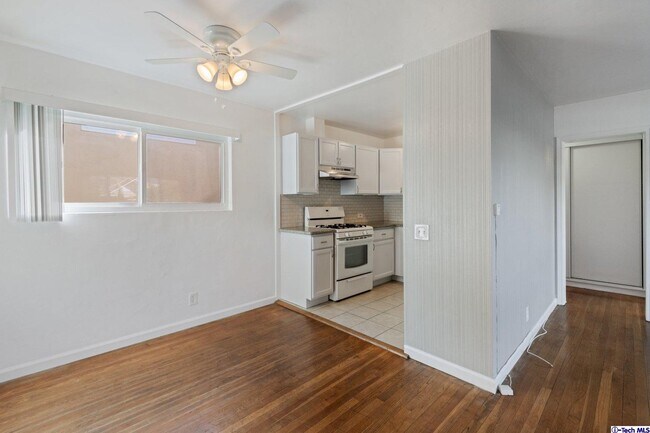 Foto del edificio - 1200 N New Hampshire Ave