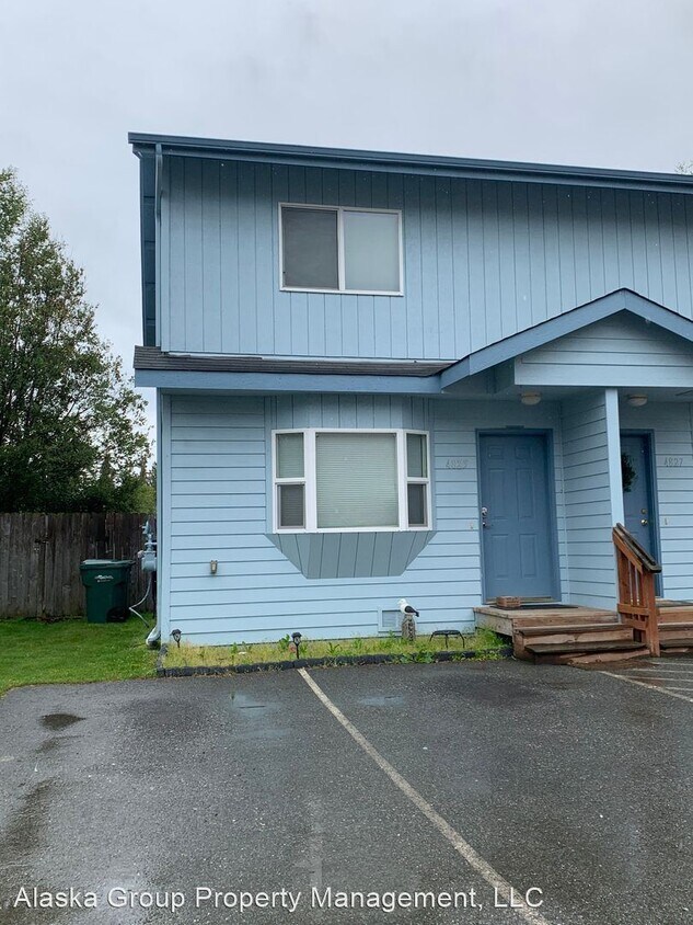 Primary Photo - 4825 Klamath Falls Ln