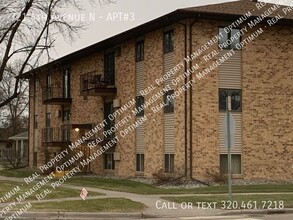 Building Photo - 321 4th Ave N