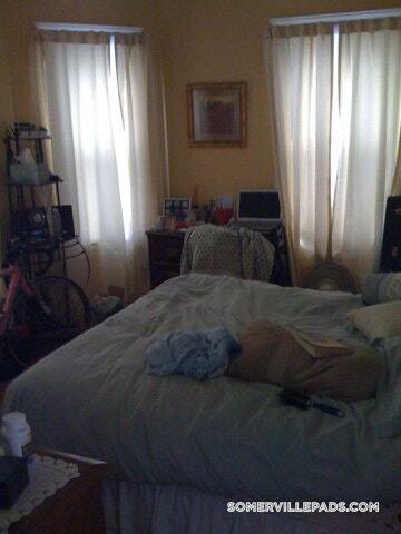 Building Photo - 6 Belmont St