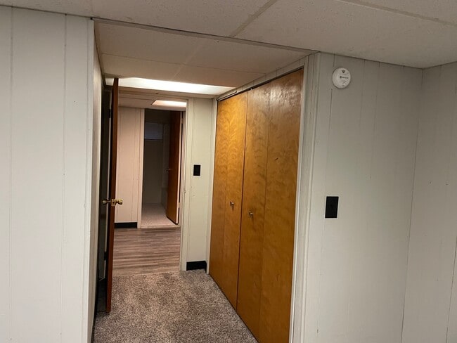 Foto del edificio - 34130 Utica Rd