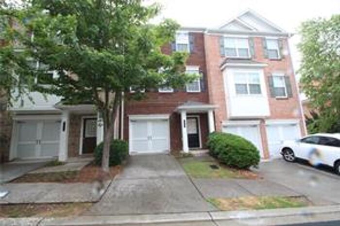 Beautiful and well maintenance three-story... - Beautiful and well maintenance three-story...