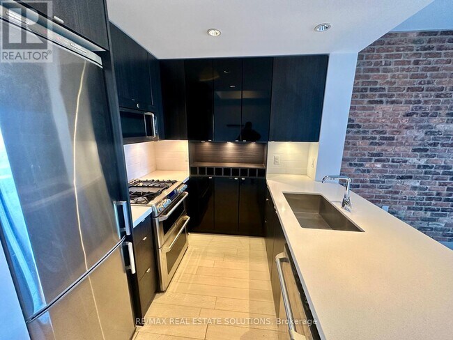 Building Photo - 88 Colgate Ave