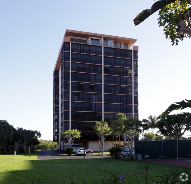 Building Photo - Sea Isles Condominium