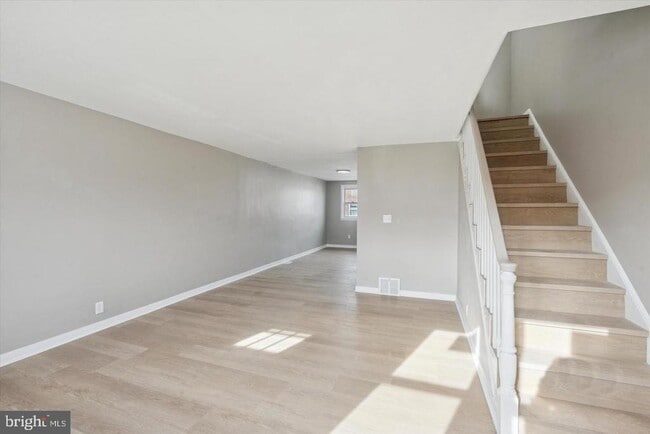 Foto del edificio - 6340 Cardiff St