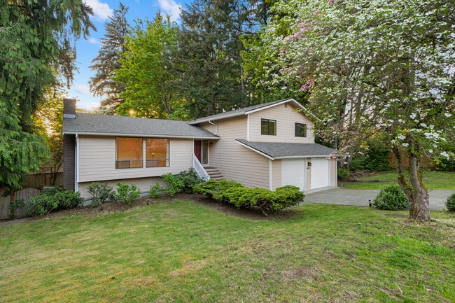 Building Photo - 9607 122nd Ave SE