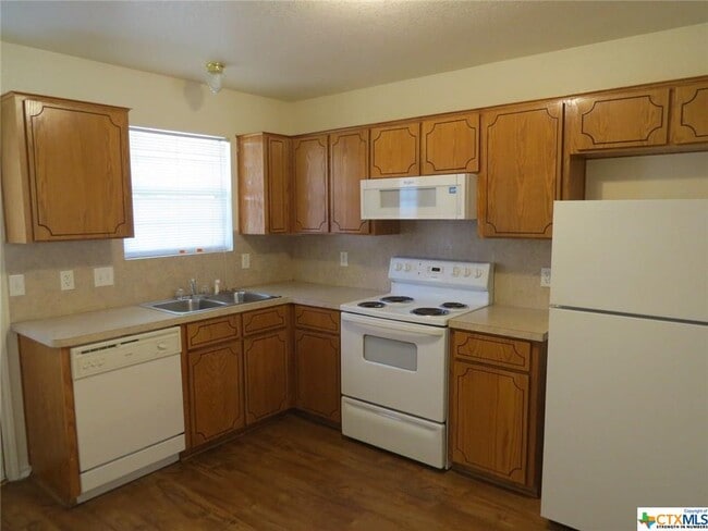 Building Photo - 4003 Pilgram Dr