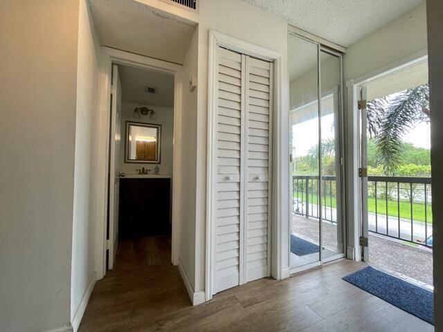 Foto del edificio - 1801 NW 75th Ave