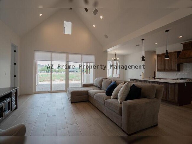 Building Photo - 4831 W Pearce Rd