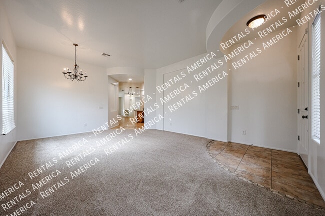 Building Photo - 6274 S View Ln