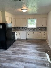 Building Photo - 255 Pollard St