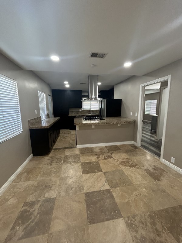 Foto del edificio - 1317 Marline Ave