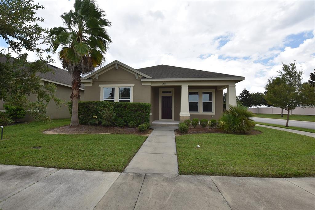 Primary Photo - 708 Lake Tarpon Way