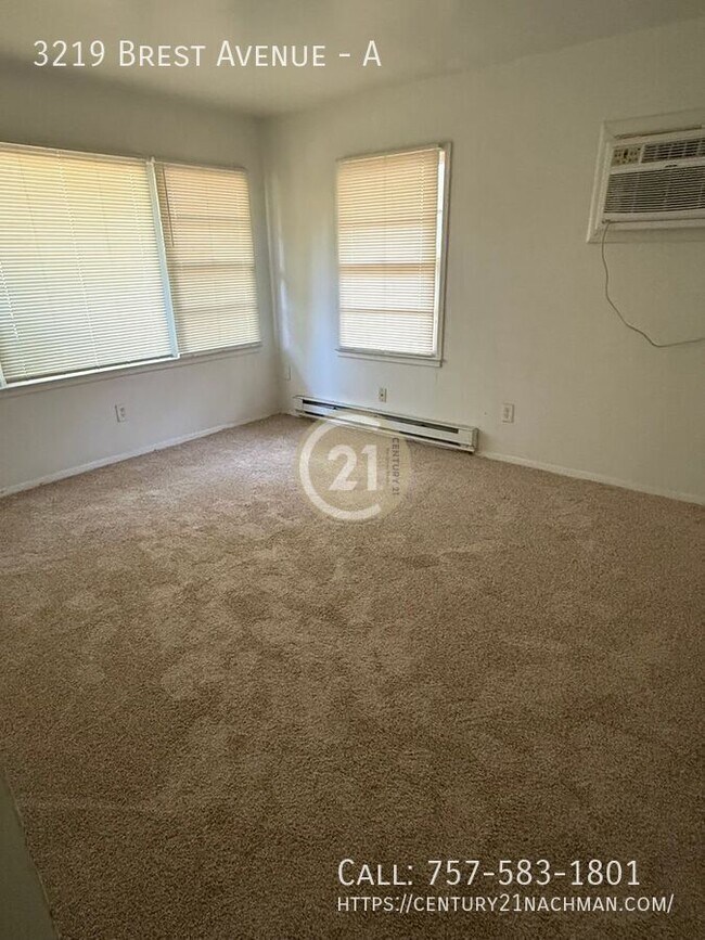 Foto del edificio - 3219 Brest Ave