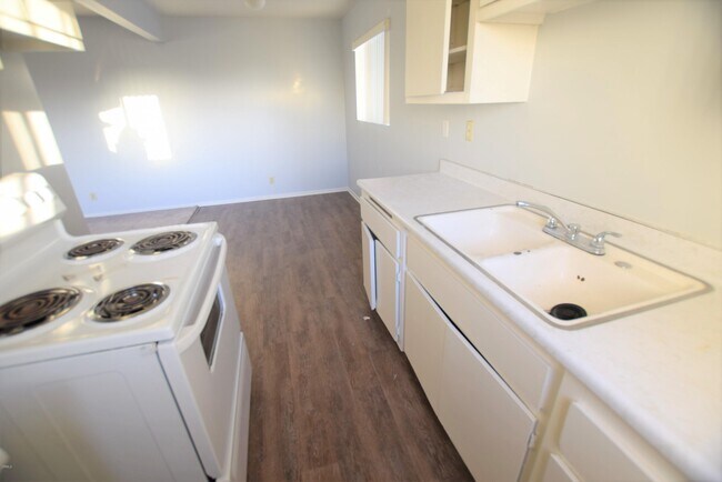 Foto del edificio - 6326 Hummingbird St