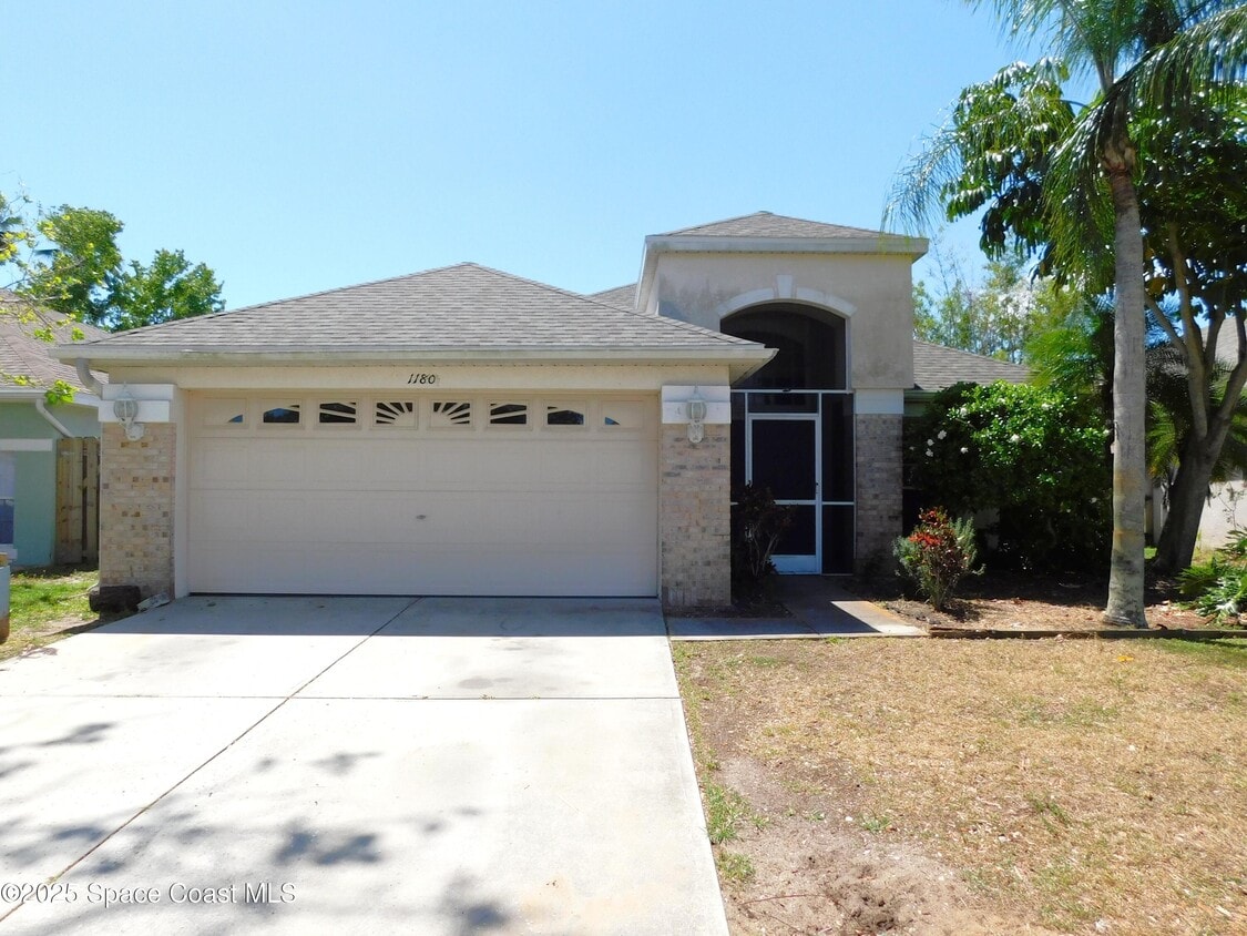 Primary Photo - 1180 Potomac Dr