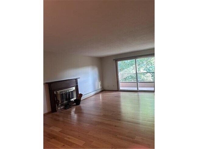 Foto del edificio - 2210 Midland Grove Rd