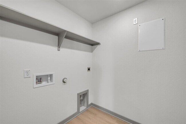 Building Photo - 250 Boatright Blvd