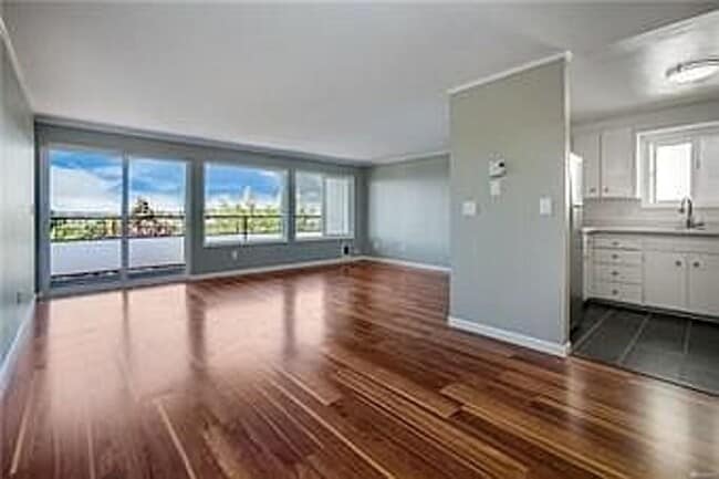 Building Photo - 6039 3rd Ave NW