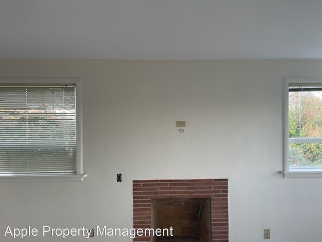 Building Photo - 2 br, 2 bath House - 1722 4th Ave North