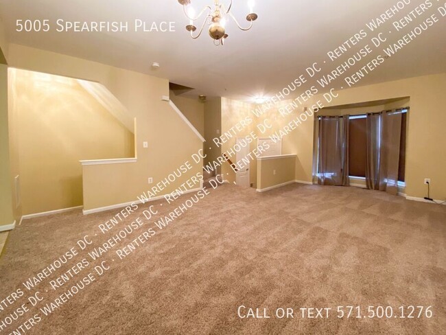 Foto del edificio - Fresh, Bright 4bd/2 full bath/2 half TH w/...