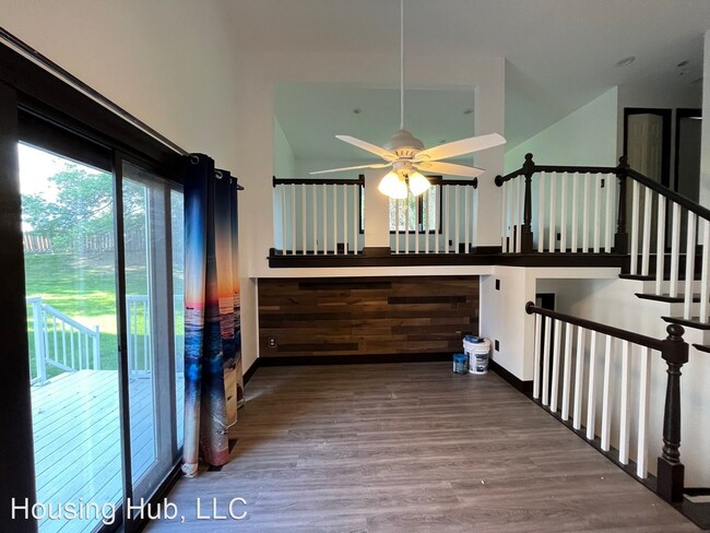 Building Photo - 3 br, 2 bath House - 9225 Garrison Way