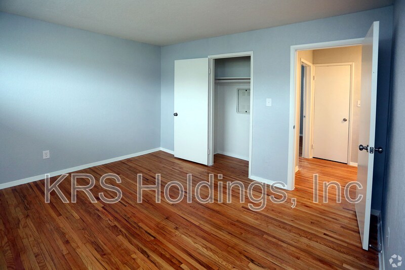 Foto principal - 4533 Orcutt Ave