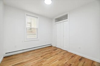 Building Photo - 518 51st St