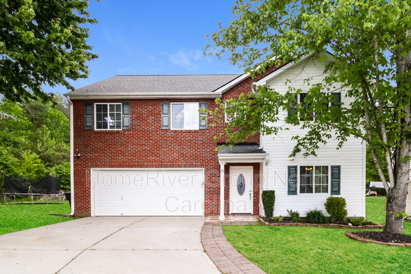 6 Vodington Cir, Greensboro, NC 27405 House for Rent in Greensboro