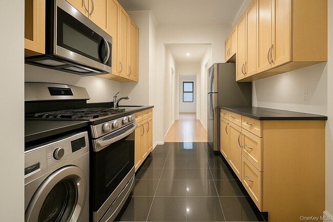 Foto del edificio - 206 E 124th St