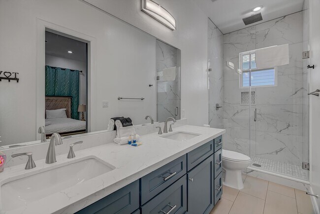 Foto del edificio - 2311 67th St