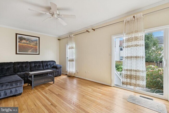 Foto del edificio - 907 Smartts Ln NE