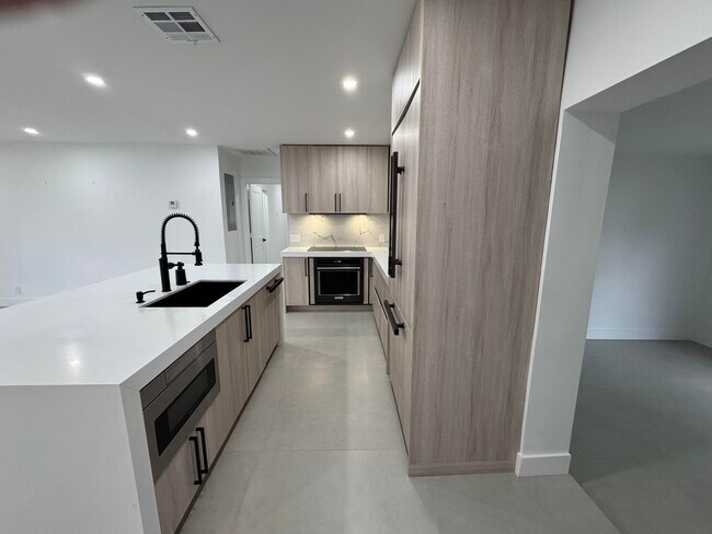 Foto del edificio - 1133 SW 11th St