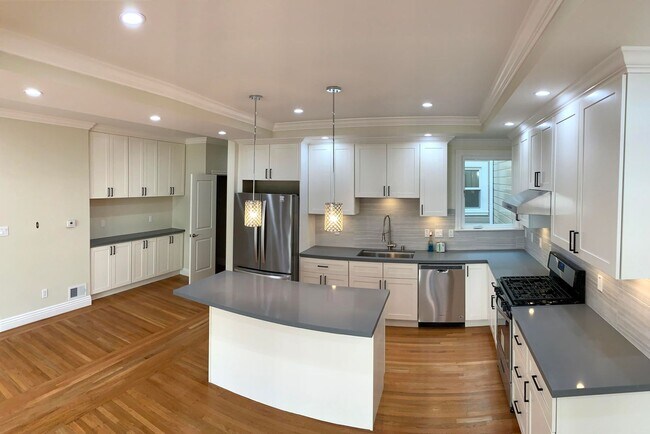 Foto del edificio - 423-425-425 11th Ave