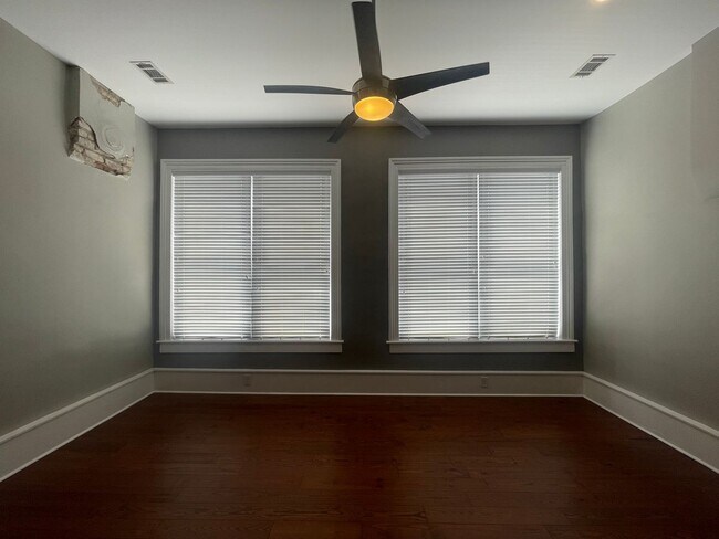 Building Photo - 439 Third Street-201