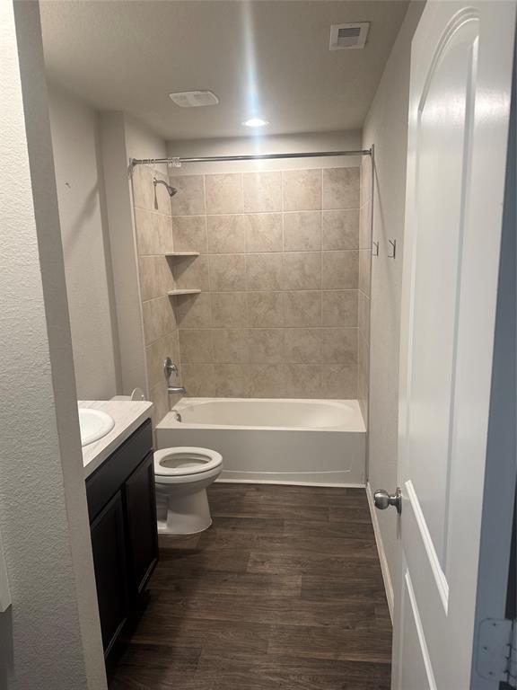 Foto del edificio - 5114 Sherburne Cliff Ln