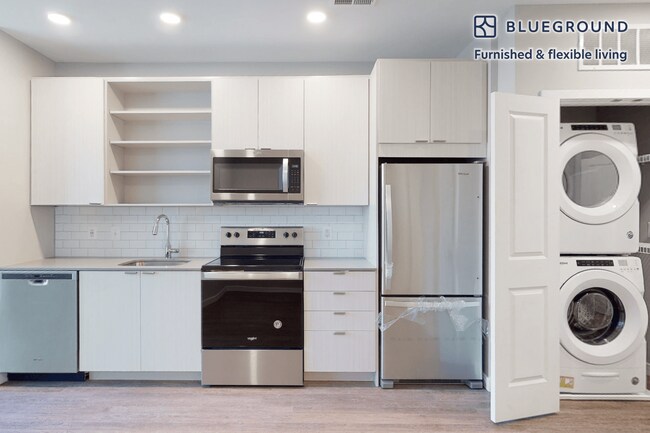 Building Photo - 12503 Ardennes Ave