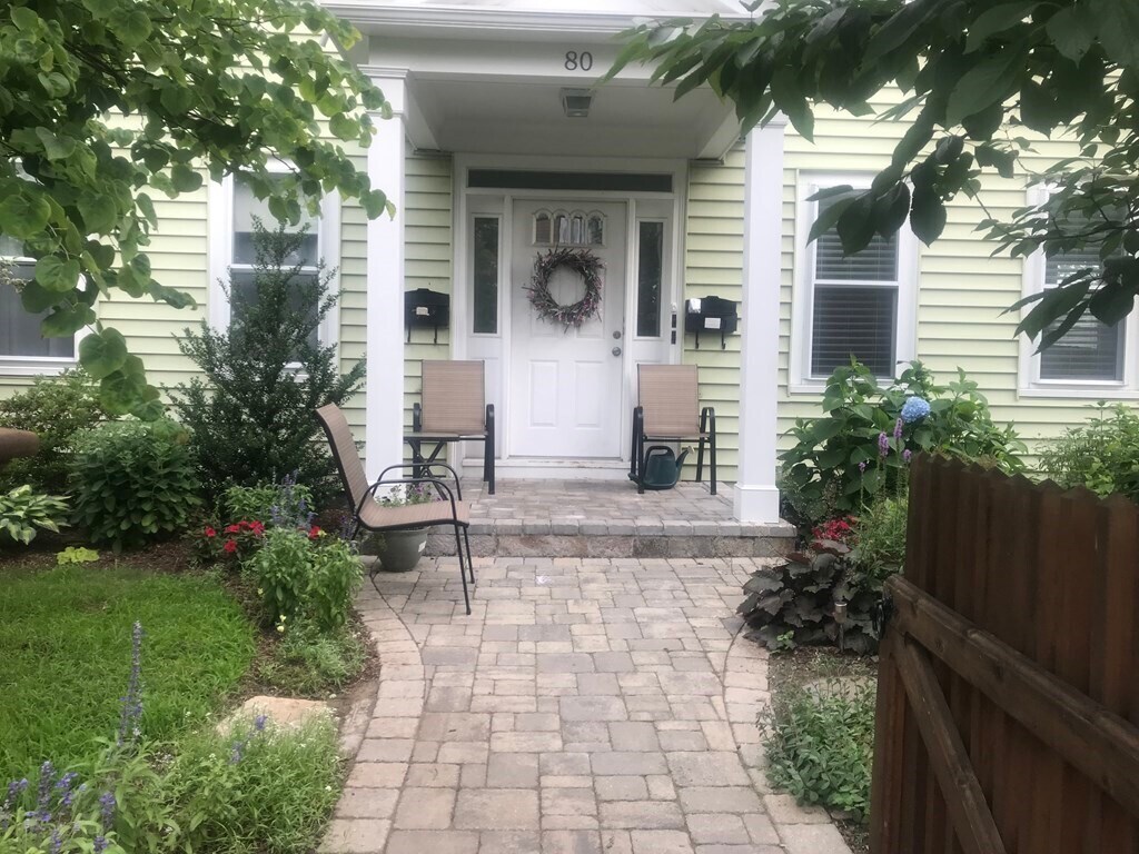 80 Jewett St Newton, MA 02458 Alquileres en Newton, MA
