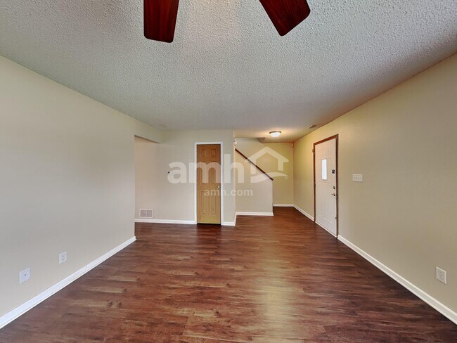 Building Photo - 5363 Rolling River Ct
