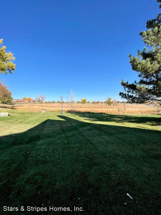 Building Photo - 2 br, 2.5 bath House - 17437 E. Rice Circl...