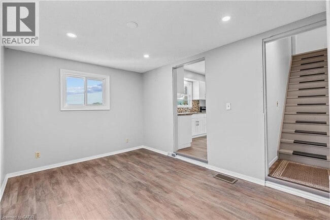 Building Photo - 13 Craig Blvd