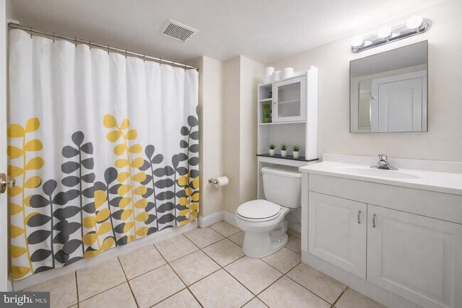 Foto del edificio - 1701 Spruce St