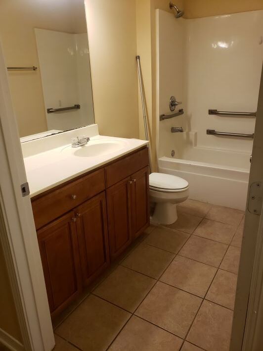 Building Photo - 16017 Abilene St