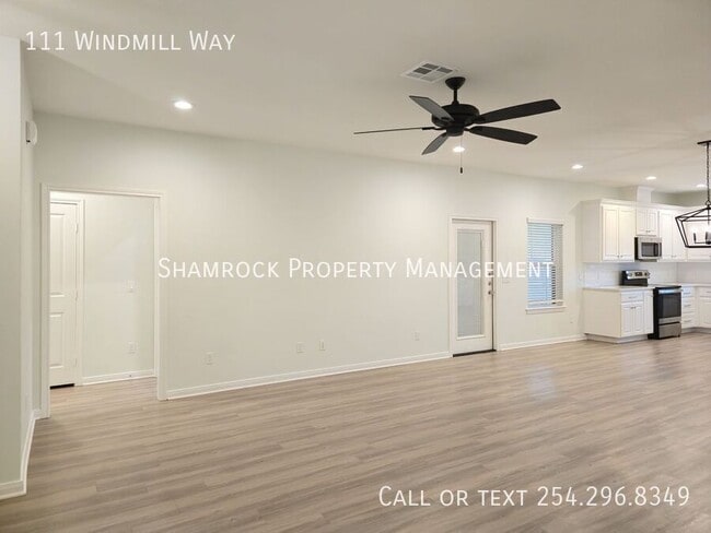 Building Photo - Residences at Windmill Preserve