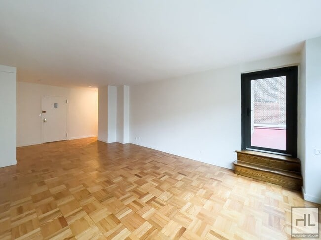 Building Photo - EAST 55 STREET