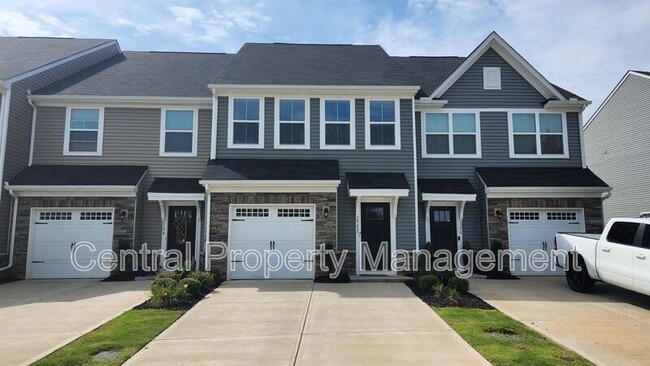 Foto del edificio - 322 Hunt Glenn Ct